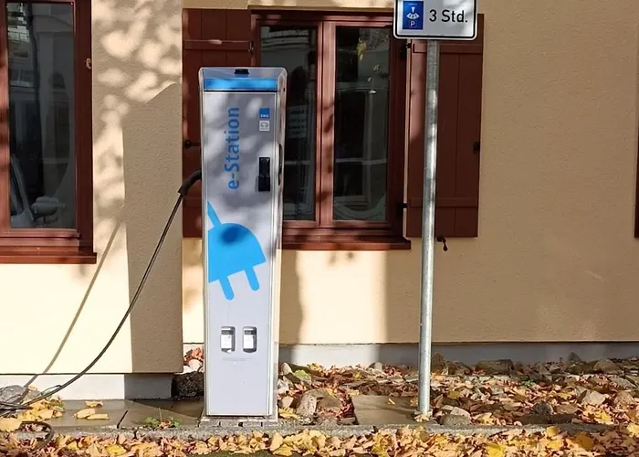 Отель Peterhof 3*